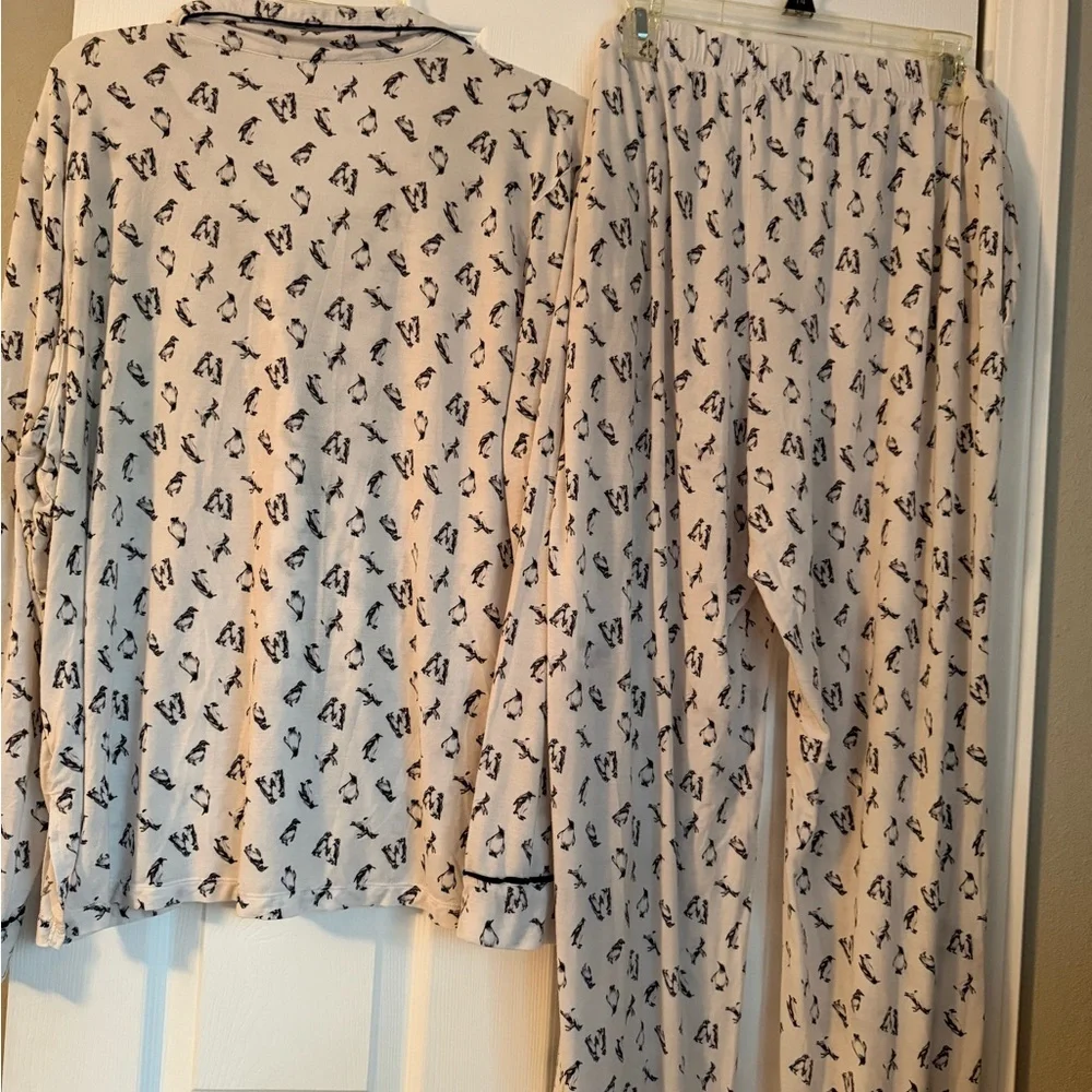 Victoria Secret Penguin Modal Pajama Set XL - Picture 2 of 6